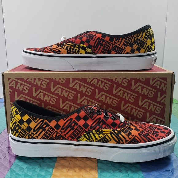 VANS - Picture 3 of 7